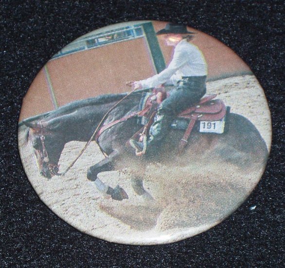 Bay reining horse, sliding stop photo, badge, pin H 0009