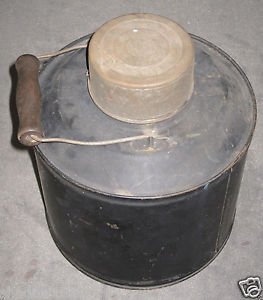 Vintage 1 gallon porcelain milk thermal thermos container.