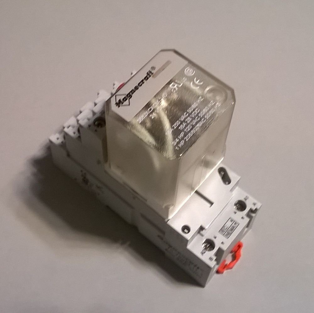 MAGNECRAFT Relay 70-788EL11-1 25A 300V DIN RAIL