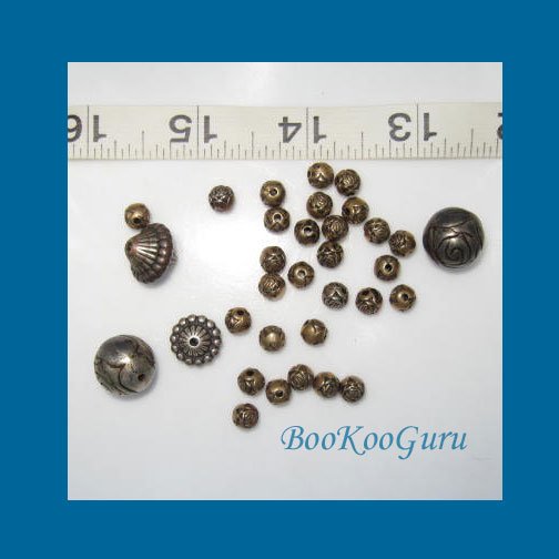 Group Collection of Rose Beads, Vintage, Large and Small, Goldtone