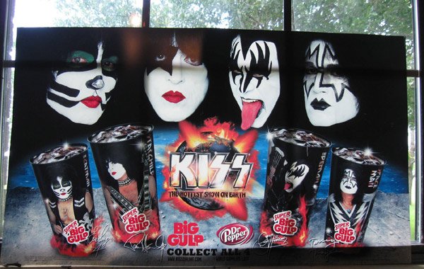 KISS Sign - 7-11 Big Gulp - Plastic Poster ! LIMITED ! Very Rare, Slight Damage