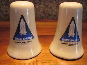 VINTAGE CERAMIC SALT & PEPPER SHAKERS~SOUVENIRS~SPACE SHUTTLE FLORIDA