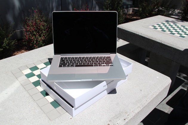 Apple MacBook Pro MC976BA 15-inchRetina DisplayQuad-Core i7 2.6GHz8GB RAM51
