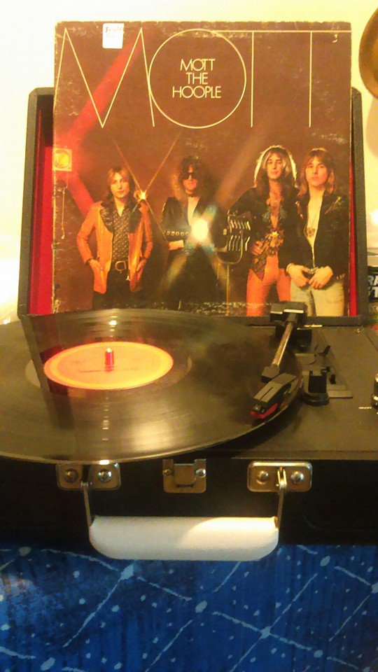 Mott The Hoople