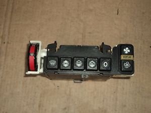 MERCEDES BENZ 300SD 126 830 02 85 CLIMATE CONTROL UNIT