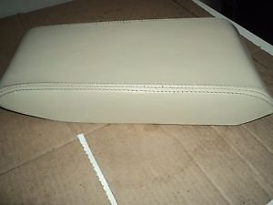 93 JAGUAR XJ-6 CENTER CONSOLE ARMREST TRIM CODE NDR