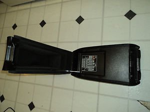 2011 CADILLAC SRX CENTER CONSOLE ARMREST STORAGE COMPARPARTMENT BLACK