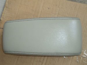 1999 2002 INFINITI G20 ARMREST CENTER CONSOLE LID ARM REST TAN OEM
