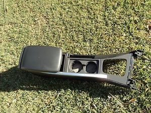 2001 VOLVO V70 XC CENTER CONSOLE ARMREST CUP HOLDER GEAR SELECTOR BEZEL OEM
