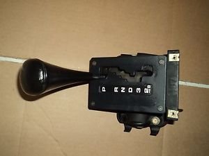 86 MERCEDES BENZ 560SL SHIFTER ASSEMBLY FLOOR SHIFTER GEAR WITH KNOB