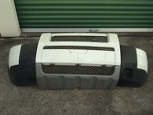 2004 2005 Land Rover Freelander Front Bumper Cover OEM