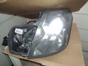 2003 - 2007 CADILLAC CTS DRIVER LH XENON HID HEADLIGHT W/ WASHER OEM