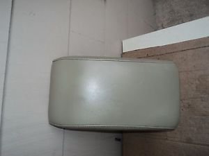 05 INFINITI G35 4Dr Sedan Center Console Armrest Leather Tan