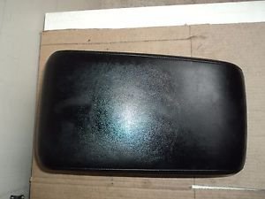 06 INFINITI G35 4Dr Sedan Center Console Armrest Leather Black 05 06