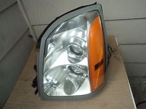 04-09 Cadillac SRX Driver Left Side Headlight HID Xenon Oem With Ballast