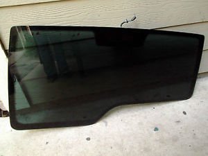 99-04 LAND ROVER DICOVERY SERIES 2 REAR TRUNK BACK GLASS OEM
