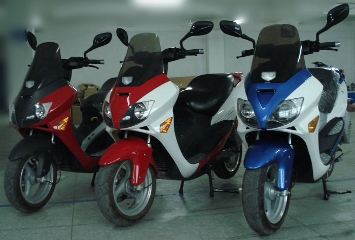 Electric scooter li-ion LiFePO4 50 mph with battery management system