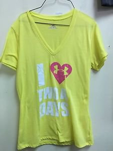Women's Under Armour Small HeatGear Yellow Short Sleeve T Shirt
