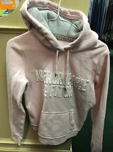 Women's Abercrombie And Fitch Pink Pull Over Hoodie. Size Small