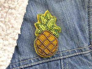 Pineapple brooch - handmade beaded pineapple tropical fruit kawaii trendy brooch