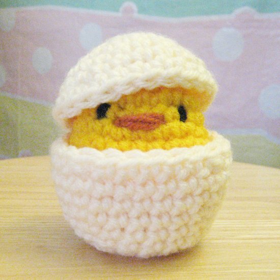 PDF Pattern- Shy Chicken Chicky with his shell