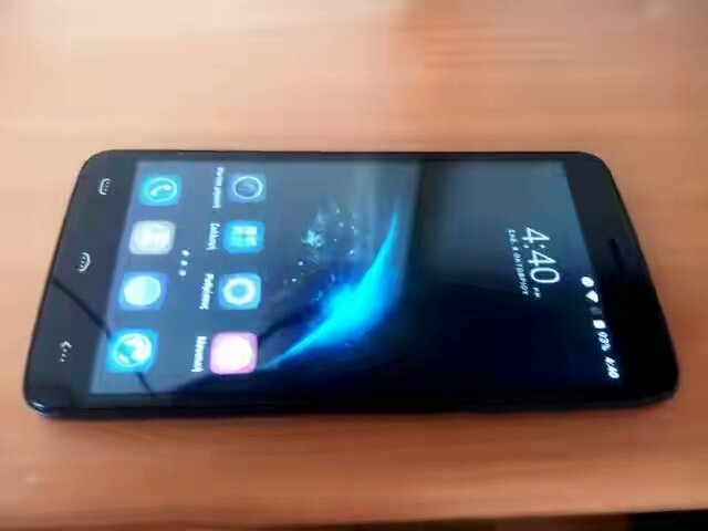 Homtom HT17 5.5 inch Android 6.0 4G Phablet MTK6737 Quad Core 1GB RAM 8GB ROM HD Screen Cameras