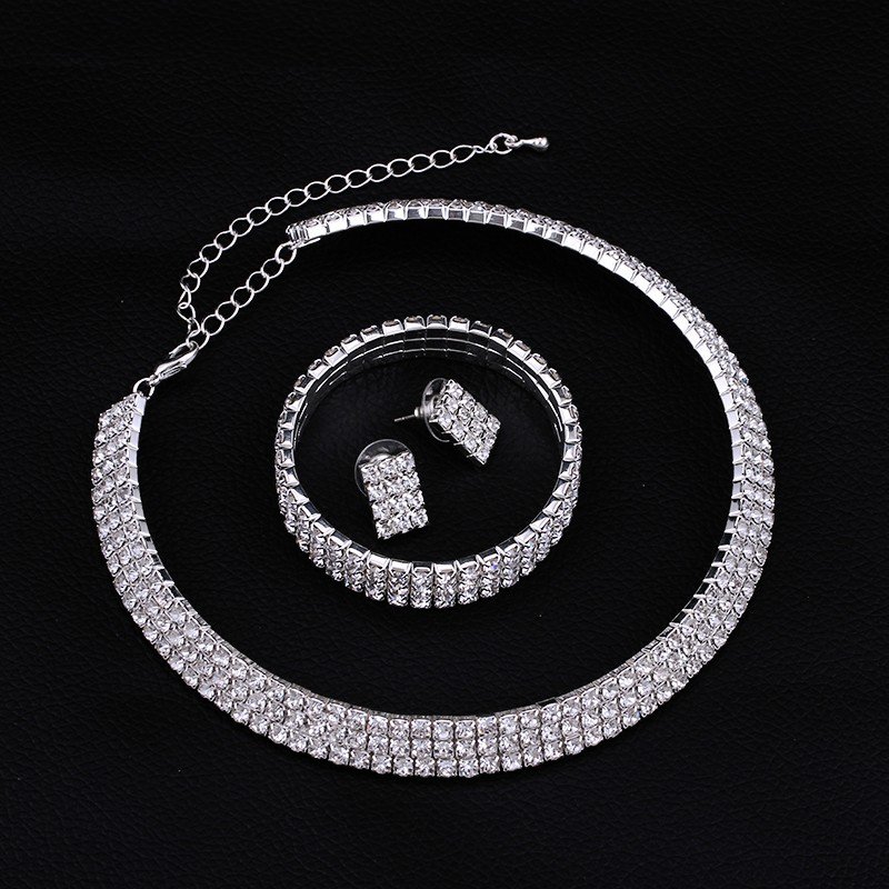 Wedding Jewelry Set âEl Classicâ (1 necklace, 1 bracelet and 2 earrings)