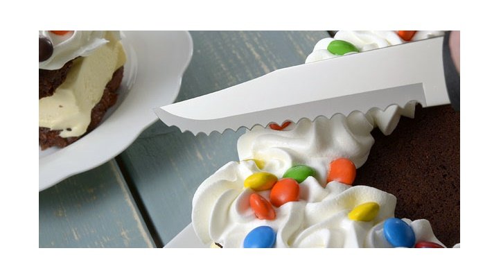 Serrated Slicer Black handle