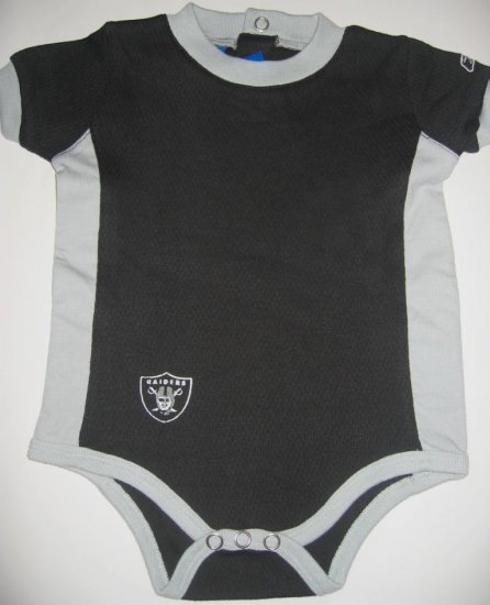New NFL Oakland Raiders Infant Onesie Baby size 3/6M FREE SHIPPING!