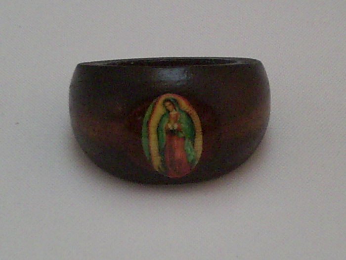 KCRIN 00008 Wood Maria Ring