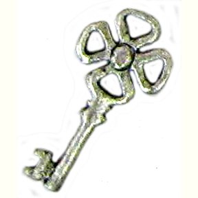6 Antique Silver Key Charms - Keys