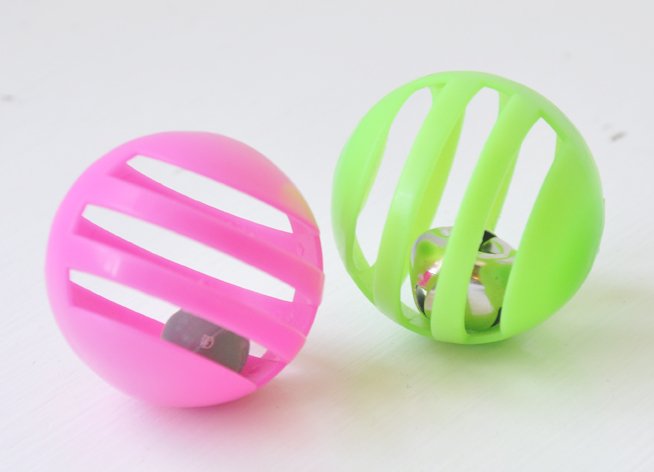 Balls with Bells Cat Toys - Set of 6