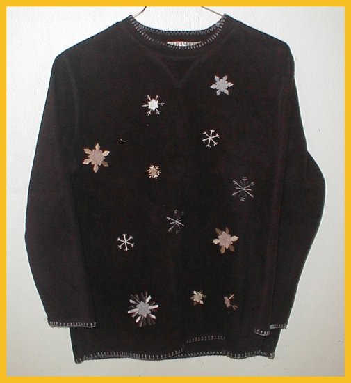 Women's Fleece Snowflake Pullover , size PM (petite)