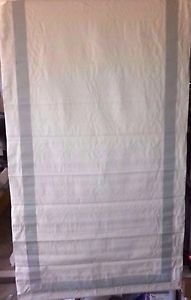 Pottery Barn GROSGRAIN RIBBON CORDLESS ROMAN SHADE 36x64 Porcelain Blue / White