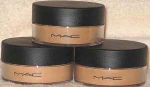 MAC SHEER LOOSE POWDER NC15 FOR 16.25