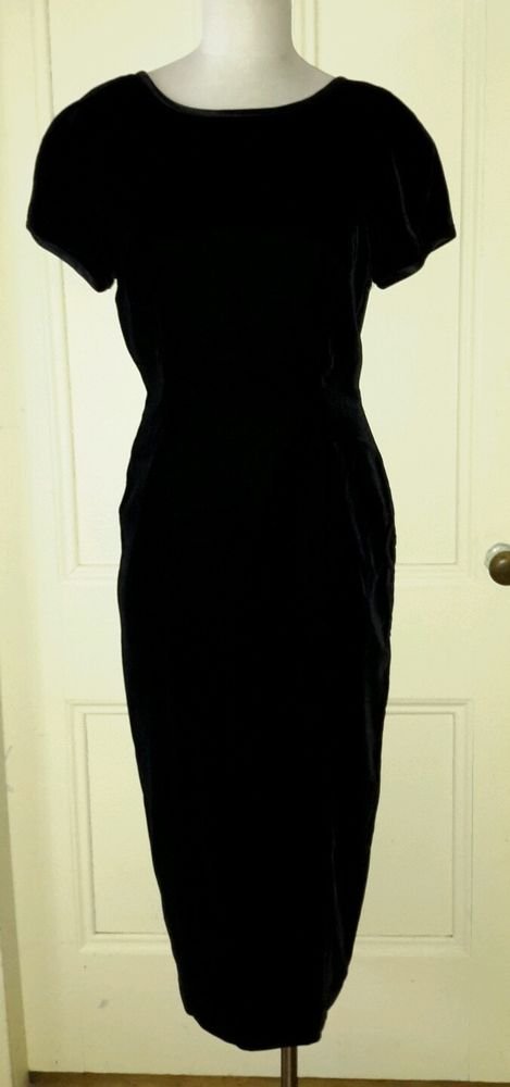 Papell boutique Velvet Satin Bow Formal bridesmaid prom Hourglass dress 8 long