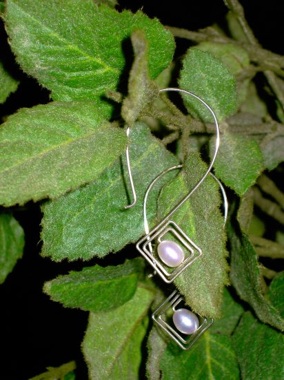 concentric diamond earring
