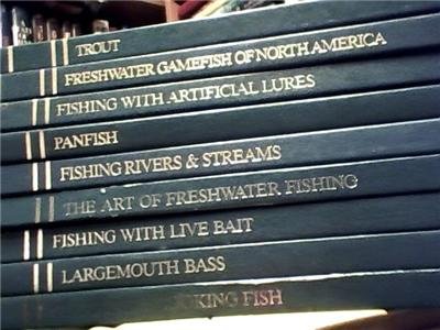 9 BOOKS~FISHING LIBRARY~TROUT~LURES~BASS~LIVE BAIT~LOT