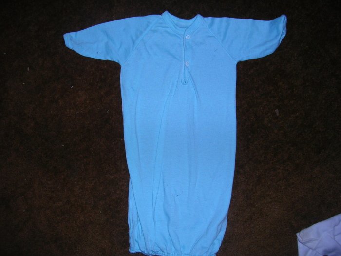 UNISEX LIGHT GREEN GOWN