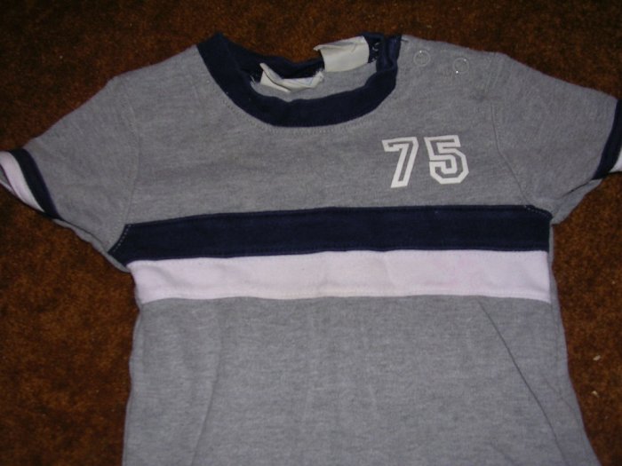 BOYS SIZE 12 MOS ONSIE