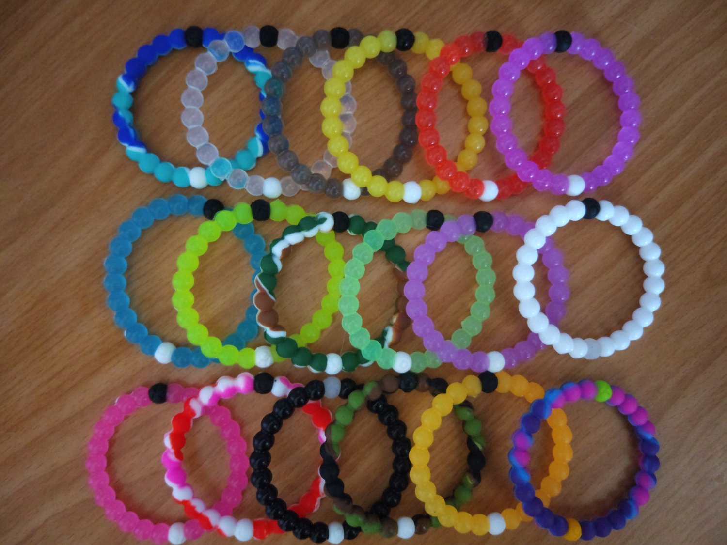 Lokai Style Bracelet IBalance 18 Pcs Original Colors Size M