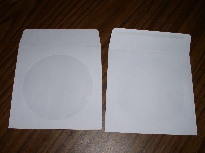 100 CD PAPER SLEEVES W/WINDOW & GUMMED FLAP JS212