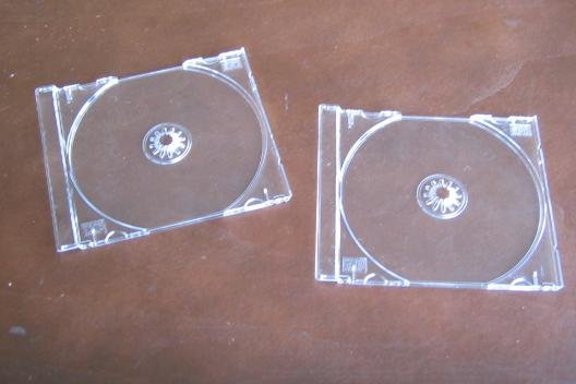 100 SINGLE CD TRAYS - CLEAR - KC02PK