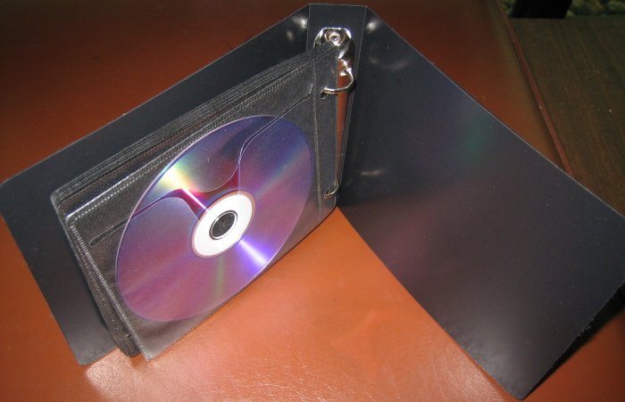 20 DISC CAPACITY CD / DVD ALBUM CASE, 2 RING, SET OF 10 CASES - MH10