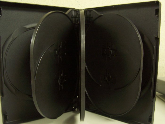 10 MULTI 8 DVD CASE, BLACK - SF003