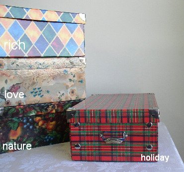 4 Medium Decorative Storage Boxes - HOLIDAY Pattern
