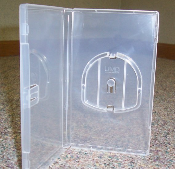 1000 UMD CASES With VINYL SLEEVE - JS150