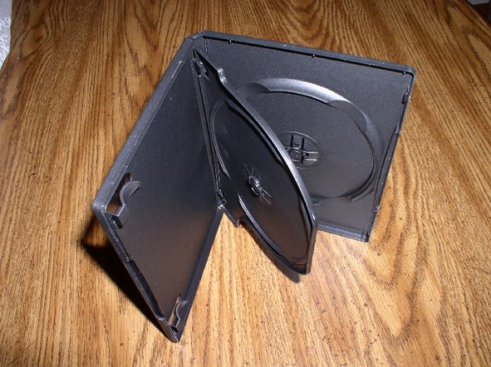 1000 DOUBLE DVD CASES W/CENTER FLIP TRAY, BLACK - PSD43