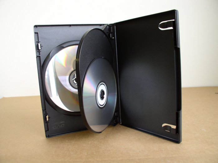 500 SLIM TRIPLE DVD CASE, BLACK, w/ LOGO - PSD54