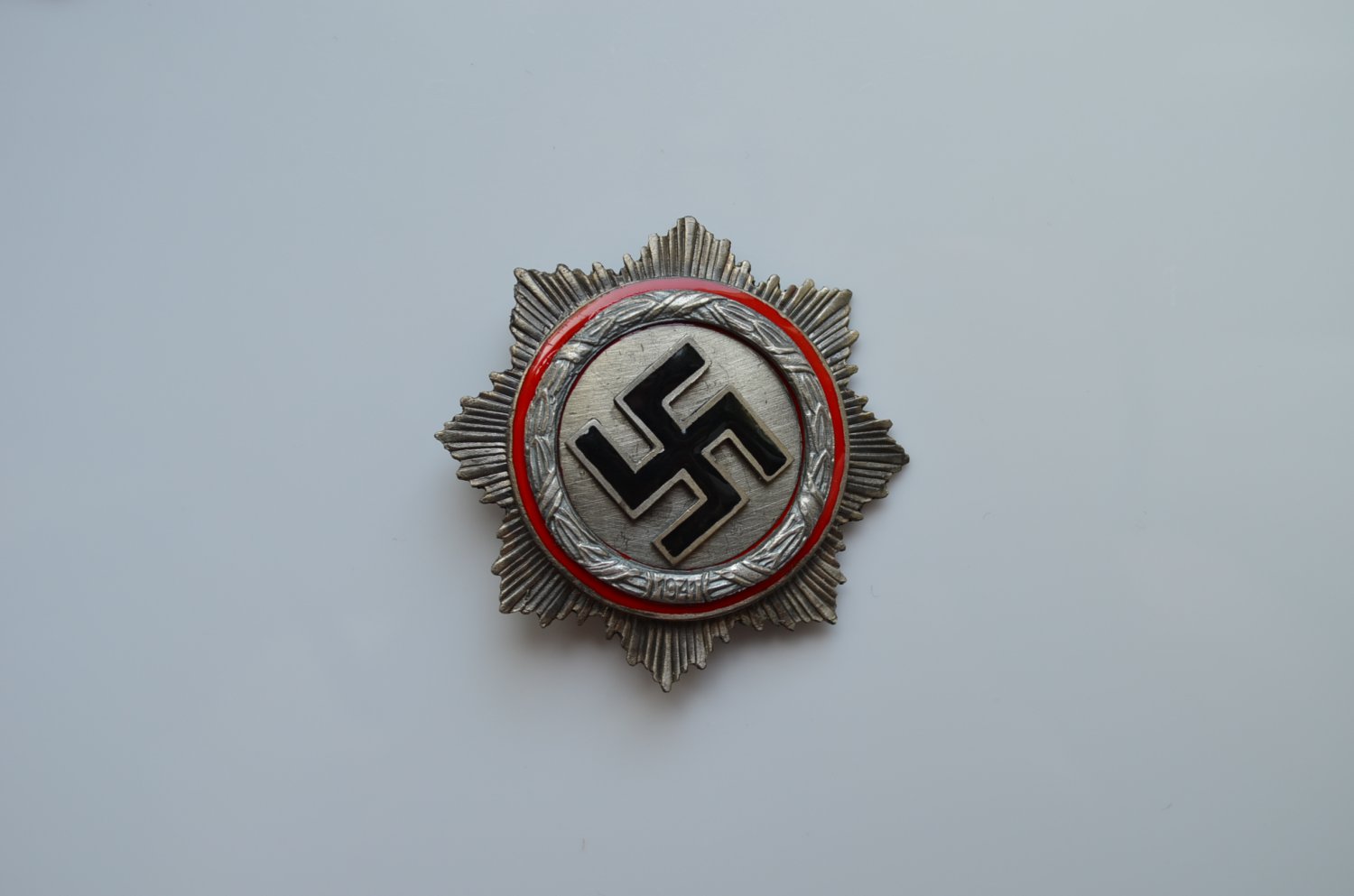 WWII NAZI SILVER GERMAN CROSS